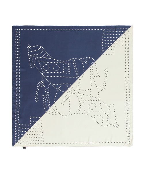 Julia Boutique（ジュリアブティック）の「90×90cmサイズ・ヴィンテージ風サテン生地スカーフ/100013（バンダナ/スカーフ・レディース・A/B/C/D/E/F/G/H/I/J/K/L/M/N/O/P/Q/R/S/T/U・ONE）」の16枚目の写真