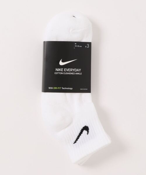 NIKE（ナイキ）の「NIKE/ナイキ 3Pエブリデイクッションクウォーターソックス（ソックス/靴下・レディース・ブラック/ホワイト・23/21）」の2枚目の写真