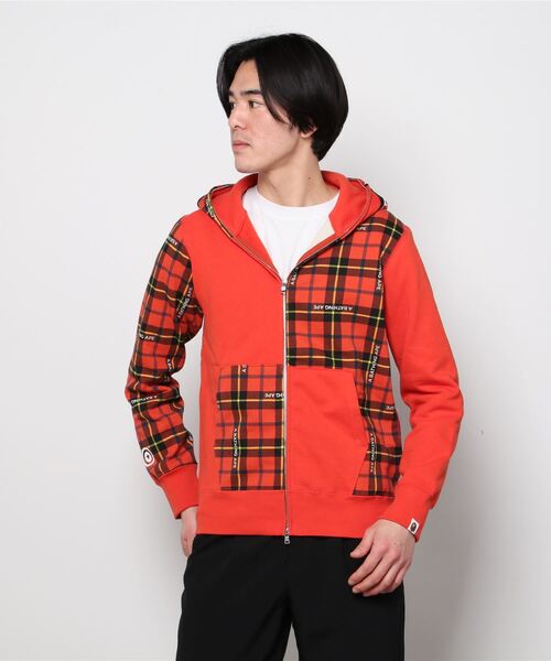 A BATHING APE（アベイシングエイプ）の「BAPE LOGO CHECK SHARK FULL
