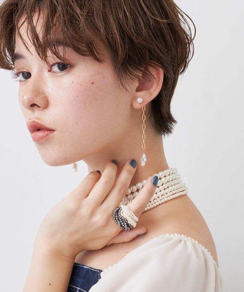 LA BELLE ETUDE(ラベルエチュード)の「クロス淡水パールゴールドチェーンピアス(ピアス(両耳用)・レディース・その他・FREE)」の3枚目の写真
