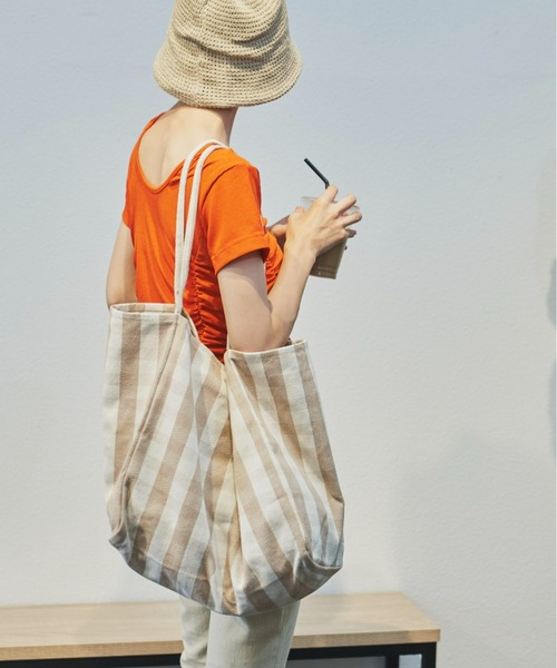 Auntie Rosa Holiday(アンティローザホリデー)の「ギンガムチェックオーバートート(トートバッグ・レディース・ブラック/ベージュ・FREE)」の17枚目の写真