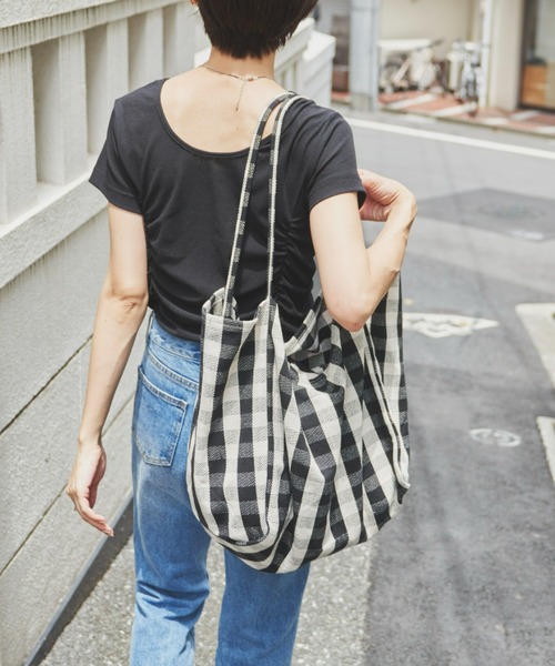 Auntie Rosa Holiday(アンティローザホリデー)の「ギンガムチェックオーバートート(トートバッグ・レディース・ブラック/ベージュ・FREE)」の15枚目の写真