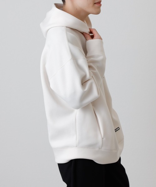 COLONY 2139（コロニートゥーワンスリーナイン）の「シリコンワッペンつきライトダンボールパーカー（パーカー・メンズ・ブラック/グリーン/アイボリー・MEDIUM/LARGE/X-LARGE）」の11枚目の写真