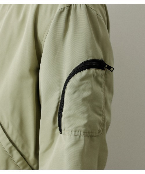 AZUL by moussy(アズールバイマウジー)の「GROSGRAIN BALLOON MA-1/グログランバルーンMA-1(MA-1・メンズ・ライトカーキ/ブラック・MEDIUM/LARGE)」の6枚目の写真