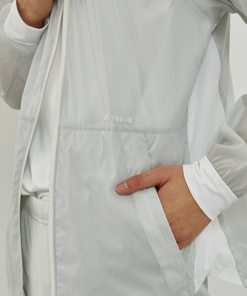 CITY TOKYO（シティトウキョウ）の「ATHLEATEランニングブルソン（ナイロンジャケット・メンズ・ダークグレー/オフホワイト・1/2）」の12枚目の写真