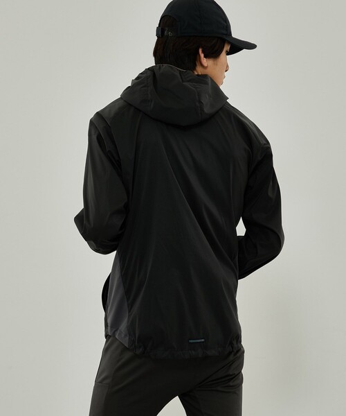 CITY TOKYO（シティトウキョウ）の「ATHLEATEランニングブルソン（ナイロンジャケット・メンズ・ダークグレー/オフホワイト・1/2）」の21枚目の写真