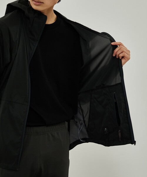 CITY TOKYO（シティトウキョウ）の「ATHLEATEランニングブルソン（ナイロンジャケット・メンズ・ダークグレー/オフホワイト・1/2）」の22枚目の写真