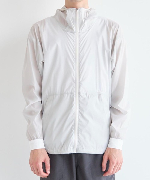 CITY TOKYO（シティトウキョウ）の「ATHLEATEランニングブルソン（ナイロンジャケット・メンズ・ダークグレー/オフホワイト・1/2）」の2枚目の写真