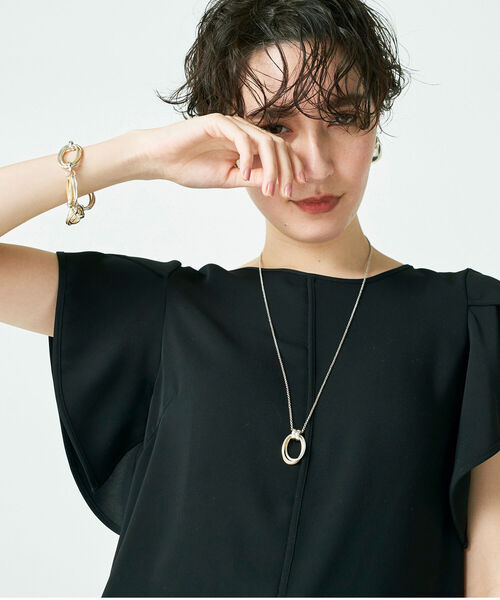 NOLLEY’S Sophi（ノーリーズソフィ）の「◇【WEB限定】パイピングブラウス（シャツ/ブラウス・レディース・ホワイト系その他4/ブラック系その他3/ベージュ系その他3/ブルー系その他3・38）」の2枚目の写真