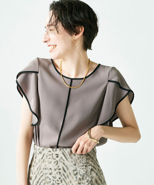 NOLLEY’S Sophi（ノーリーズソフィ）の「◇【WEB限定】パイピングブラウス（シャツ/ブラウス・レディース・ホワイト系その他4/ブラック系その他3/ベージュ系その他3/ブルー系その他3・38）」の9枚目の写真