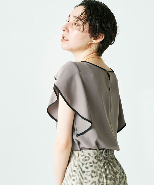 NOLLEY’S Sophi（ノーリーズソフィ）の「◇【WEB限定】パイピングブラウス（シャツ/ブラウス・レディース・ホワイト系その他4/ブラック系その他3/ベージュ系その他3/ブルー系その他3・38）」の11枚目の写真