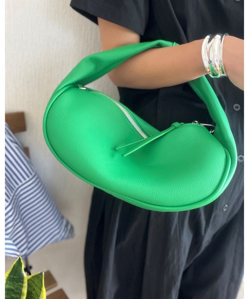 Ritzy（リッツィー）の「2way　チェーン付きワンハンドルバッグ（ハンドバッグ・レディース・ホワイト/ブラック/ライム/グリーン・FREE）」の4枚目の写真