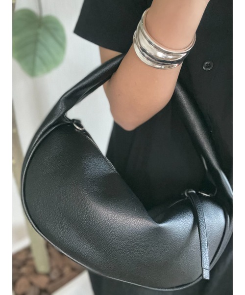 Ritzy（リッツィー）の「2way　チェーン付きワンハンドルバッグ（ハンドバッグ・レディース・ホワイト/ブラック/ライム/グリーン・FREE）」の15枚目の写真