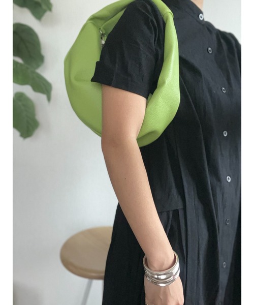 Ritzy（リッツィー）の「2way　チェーン付きワンハンドルバッグ（ハンドバッグ・レディース・ホワイト/ブラック/ライム/グリーン・FREE）」の11枚目の写真