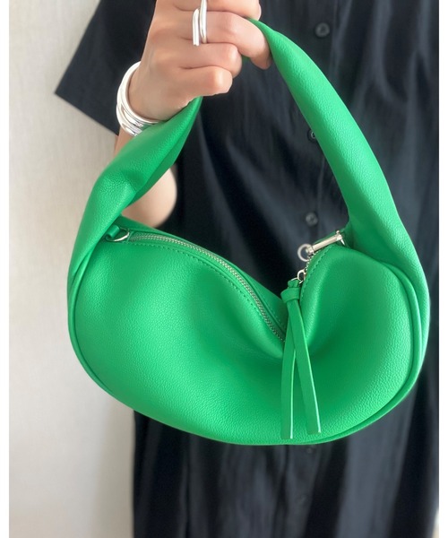 Ritzy（リッツィー）の「2way　チェーン付きワンハンドルバッグ（ハンドバッグ・レディース・ホワイト/ブラック/ライム/グリーン・FREE）」の9枚目の写真