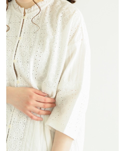 Samansa Mos2(サマンサ モスモス)の「ドビーレースパッチワークブラウス(シャツ/ブラウス・レディース・ブラック/グレー/オフホワイト・フリ-)」の14枚目の写真