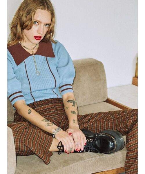 jouetie（ジュエティ）の「ピンタックバイカラーサマーニット（ニット/セーター・レディース・ブラック/ブルー/グリーン・MEDIUM）」の6枚目の写真