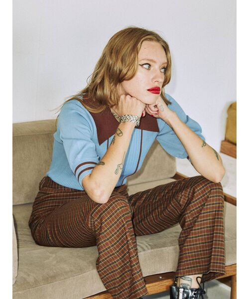 jouetie（ジュエティ）の「ピンタックバイカラーサマーニット（ニット/セーター・レディース・ブラック/ブルー/グリーン・MEDIUM）」の21枚目の写真