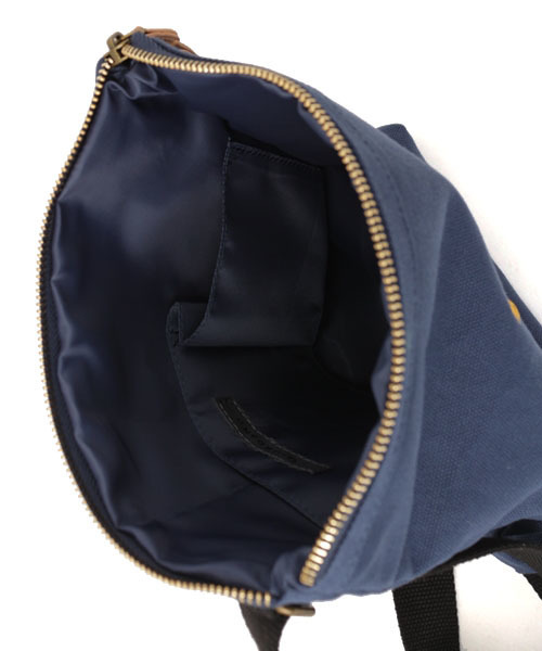 GIORDANO（ジョルダーノ）の「[GIORDANO]ライオン刺繍キャンバスショルダーバッグ (2015年モデル）（ショルダーバッグ・メンズ・ブラック/ブラック系その他/グリーン/カーキ/ネイビー/パープル/ピンク・FREE）」の10枚目の写真