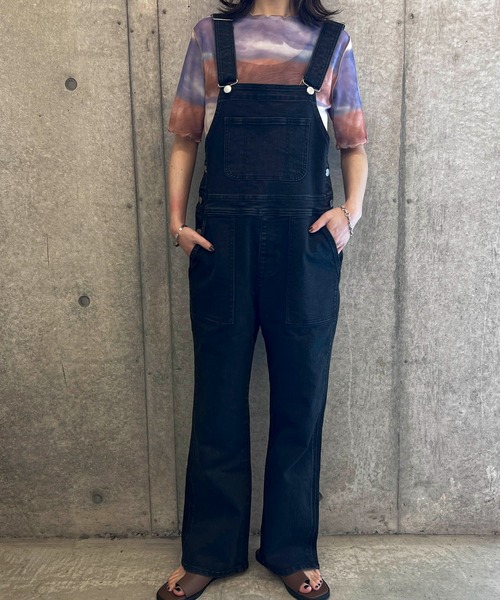 byYOUANCE(バイユアンス)の「イージーフレアサロペット(サロペット/オーバーオール・レディース・ホワイト/ブラック/インディゴブルー・FREE)」の2枚目の写真