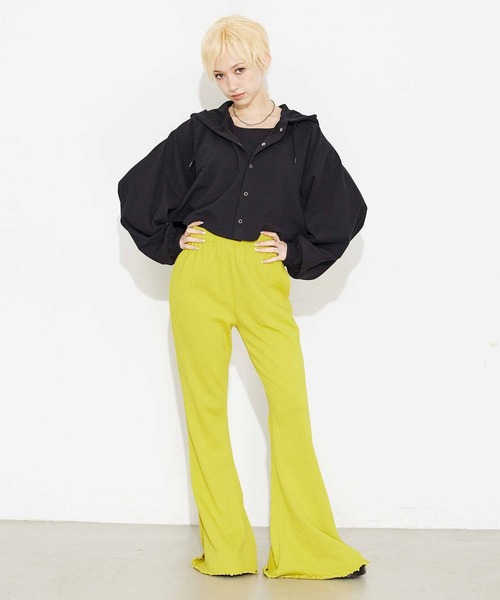 X-girl(エックスガール)の「LETTUCE EDGE FLARE EASY PANTS/フレアパンツ ウエストゴムパンツ カラーパンツ イージーパンツ(その他パンツ・レディース・ピンク/ライトグリーン/ブラック・M/S)」の15枚目の写真