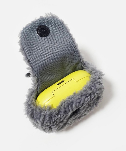 Brunch Brother(ブランチブラザー)の「AirPodsPro用ポーチ・ブランチブラザー イヤホンケース カラビナ付/ROMANE(ロマネ)(ヘッドフォン/イヤホン・レディース・アイボリー/グレー・FREE)」の10枚目の写真