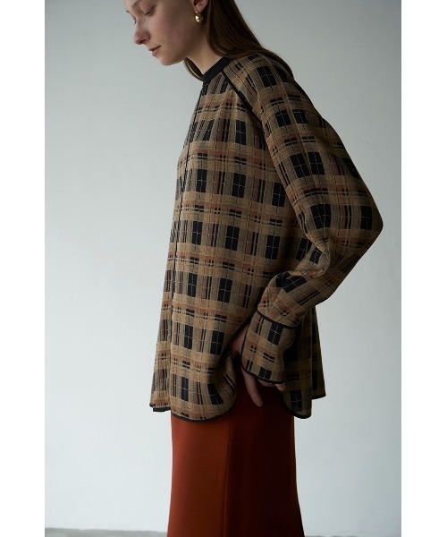 CLANE(クラネ)の「CHECK PIPING TOPS(その他トップス・レディース・ベージュ/ネイビー・1/2)」の3枚目の写真