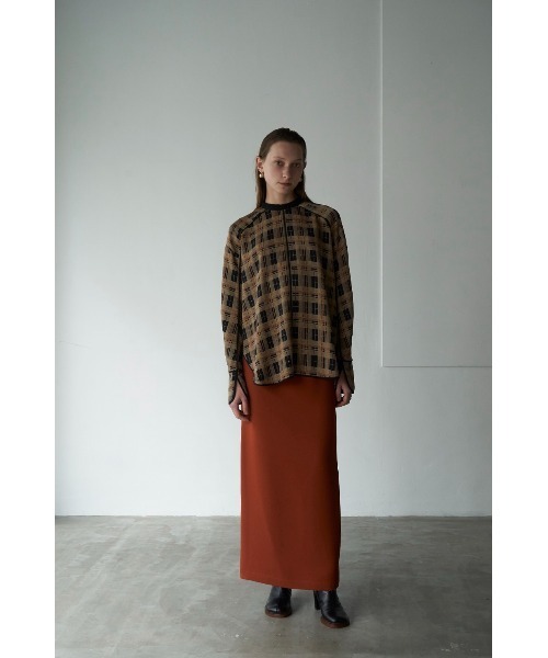 CLANE(クラネ)の「CHECK PIPING TOPS(その他トップス・レディース・ベージュ/ネイビー・1/2)」の5枚目の写真