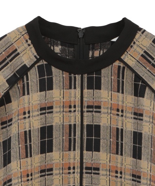 CLANE(クラネ)の「CHECK PIPING TOPS(その他トップス・レディース・ベージュ/ネイビー・1/2)」の11枚目の写真
