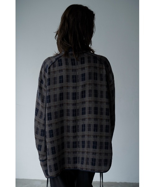 CLANE(クラネ)の「CHECK PIPING TOPS(その他トップス・レディース・ベージュ/ネイビー・1/2)」の16枚目の写真