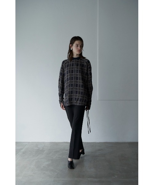 CLANE(クラネ)の「CHECK PIPING TOPS(その他トップス・レディース・ベージュ/ネイビー・1/2)」の18枚目の写真