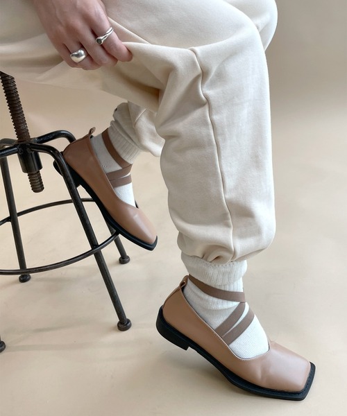 Alley by w closet（アリーバイダブルクローゼット）の「【Alley】ゴムストラップパンプス（パンプス・レディース・ブラック/ベージュ・M/L）」の10枚目の写真