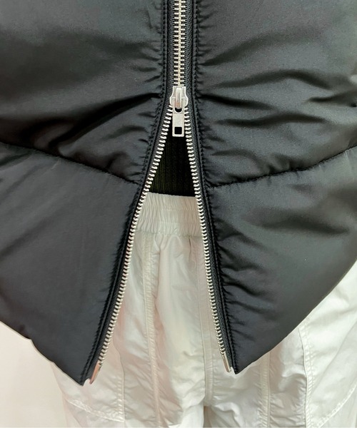 EPIMI E'PIMMY（エピミエピミー）の「マフラーセット中綿ブルゾン（ダウンジャケット/コート・レディース・アイボリー/ブラック・MEDIUM）」の12枚目の写真