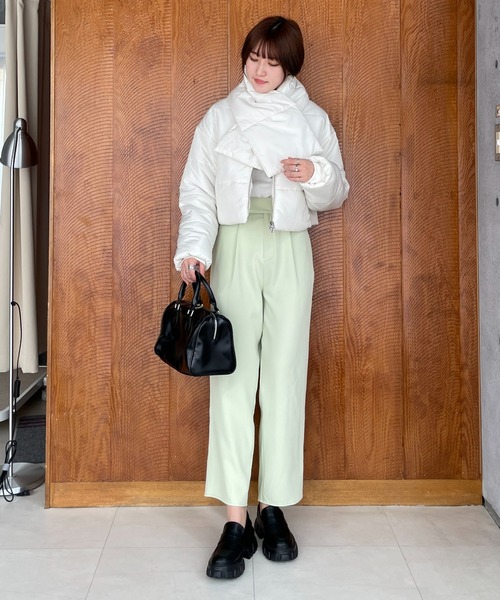 EPIMI E'PIMMY（エピミエピミー）の「マフラーセット中綿ブルゾン（ダウンジャケット/コート・レディース・アイボリー/ブラック・MEDIUM）」の17枚目の写真