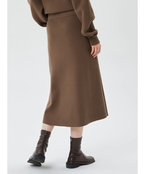 GAP(ギャップ)の「マキシ ニットスカート (セットアップ対応)(スカート・レディース・その他/ネイビー/ブラウン/グレー・L/M/XXS/XS/S)」の5枚目の写真
