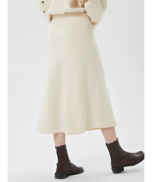 GAP(ギャップ)の「マキシ ニットスカート (セットアップ対応)(スカート・レディース・その他/ネイビー/ブラウン/グレー・L/M/XXS/XS/S)」の6枚目の写真