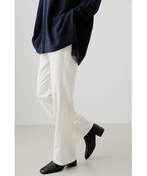 crie conforto(クリーコンフォルト)の「ビューティーストレートパンツ(スラックス・レディース・ブラック/ネイビー/キナリ・SMALL/MEDIUM/LARGE)」の2枚目の写真