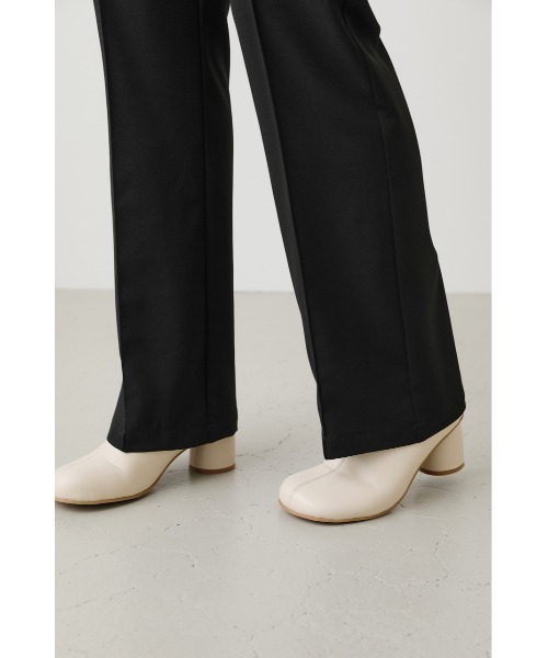 crie conforto(クリーコンフォルト)の「ビューティーストレートパンツ(スラックス・レディース・ブラック/ネイビー/キナリ・SMALL/MEDIUM/LARGE)」の11枚目の写真
