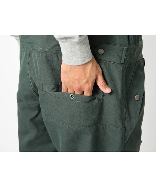 Snow Peak（スノーピーク）の「TAKIBI Overalls（サロペット/オーバーオール・メンズ・ブラック/ベージュ/カーキ・LARGE/MEDIUM/SMALL）」の15枚目の写真