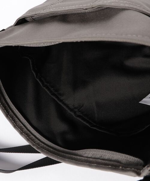 Lee(リー)の「Lee/リー CORDURA サコッシュ/ネックポーチ/ミニポーチ付き(ショルダーバッグ・メンズ・ブラック/カーキ/ブラウン/グレー・FREE)」の7枚目の写真