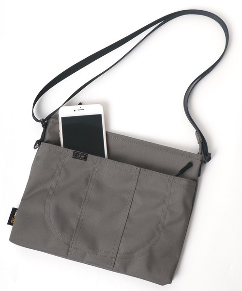 Lee(リー)の「Lee/リー CORDURA サコッシュ/ネックポーチ/ミニポーチ付き(ショルダーバッグ・メンズ・ブラック/カーキ/ブラウン/グレー・FREE)」の17枚目の写真