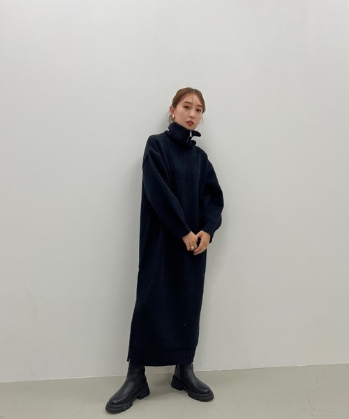 y/m by 村岡美里(イムバイムラオカミサト)の「村岡美里×y/m ハーフジップニットワンピース(ワンピース・レディース・ブラック/グレー/オフホワイト・FREE)」の13枚目の写真