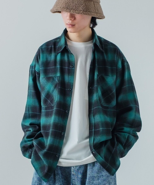 improves（インプローブス）の「レギュラーサイズ オンブレチェックシャツ（シャツ/ブラウス・メンズ・レッド/ホワイト/グリーン/イエロー・X-LARGE/LARGE/MEDIUM）」の3枚目の写真