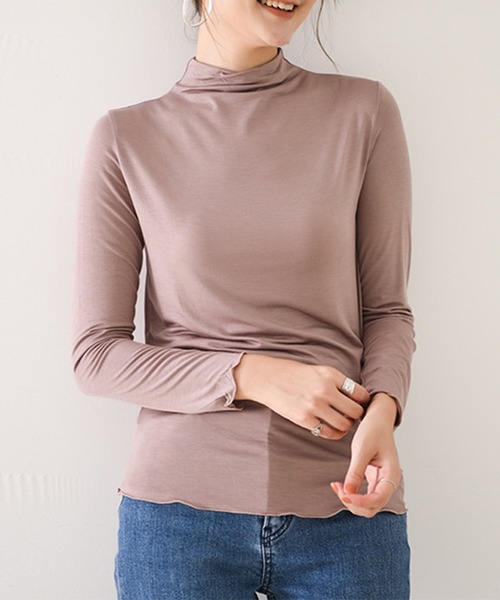 Amulet(アミュレット)の「ハイネックカットソー(Tシャツ/カットソー・レディース・ホワイト/ブラック/ダークグリーン/ベージュ/グレー/レッド/ピンク/グリーン/ライトグリーン/モカ・M/L/XL)」の6枚目の写真