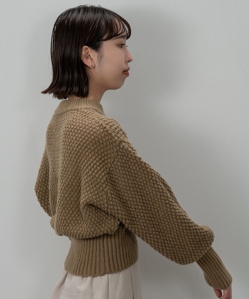 lawgy(ラウジー)の「grain pattern knit(ニット/セーター・レディース・グリーン/アイボリー/ベージュ系その他・FREE)」の7枚目の写真