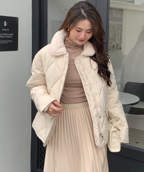 ECLIN(エクラン)の「エコファー衿キルティングブルゾン(ブルゾン・レディース・ブラック/アイボリー/モカ・FREE)」の5枚目の写真