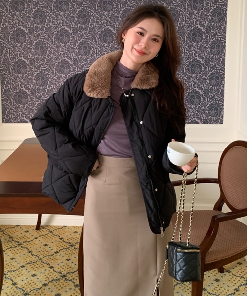 ECLIN(エクラン)の「エコファー衿キルティングブルゾン(ブルゾン・レディース・ブラック/アイボリー/モカ・FREE)」の21枚目の写真