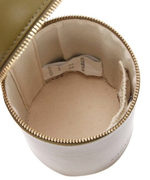 ALEXIA STAM(アリシアスタン)の「Cylinder Eco Leather Bag /円柱フォルムバッグ(ハンドバッグ・レディース・ブラック/カーキ/アイボリー・FREE)」の8枚目の写真