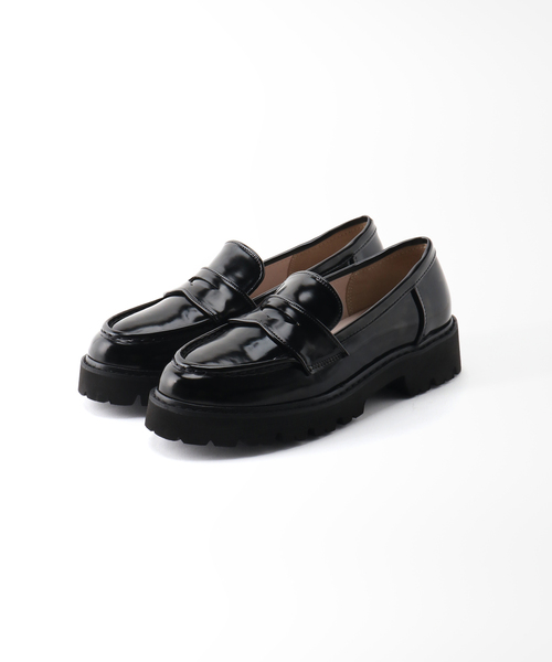 B.C STOCK(ベーセーストック)の「ボリュームソールローファー(ローファー・レディース・アイボリー/ブラック・SMALL/LARGE/MEDIUM)」の2枚目の写真