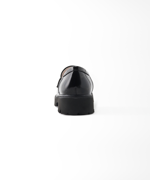 B.C STOCK(ベーセーストック)の「ボリュームソールローファー(ローファー・レディース・アイボリー/ブラック・SMALL/LARGE/MEDIUM)」の4枚目の写真